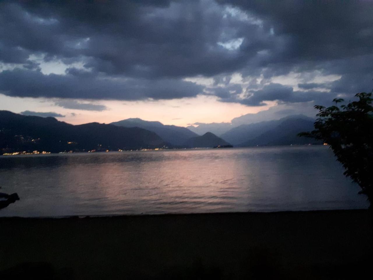 Villa Maria Lago Maggiore Reno Di Leggiuno ภายนอก รูปภาพ
